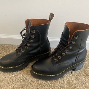 Dr. Marten Leona Platform Boots